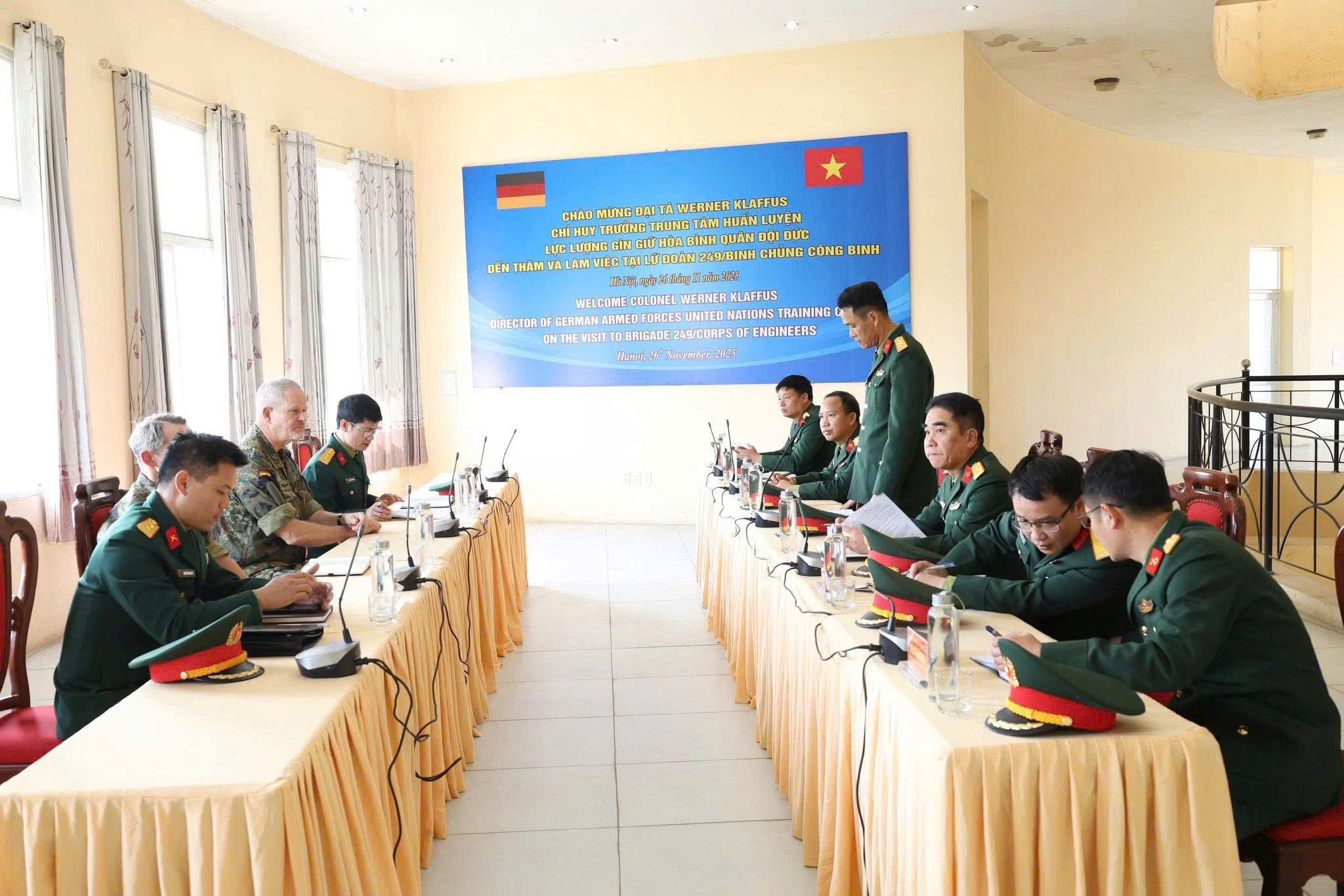 /UploadStore/admin/251208 duc/6. Working in Brigade 249.jpg